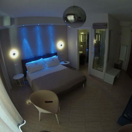 Sonevi Rooms Наполи Екстериор снимка