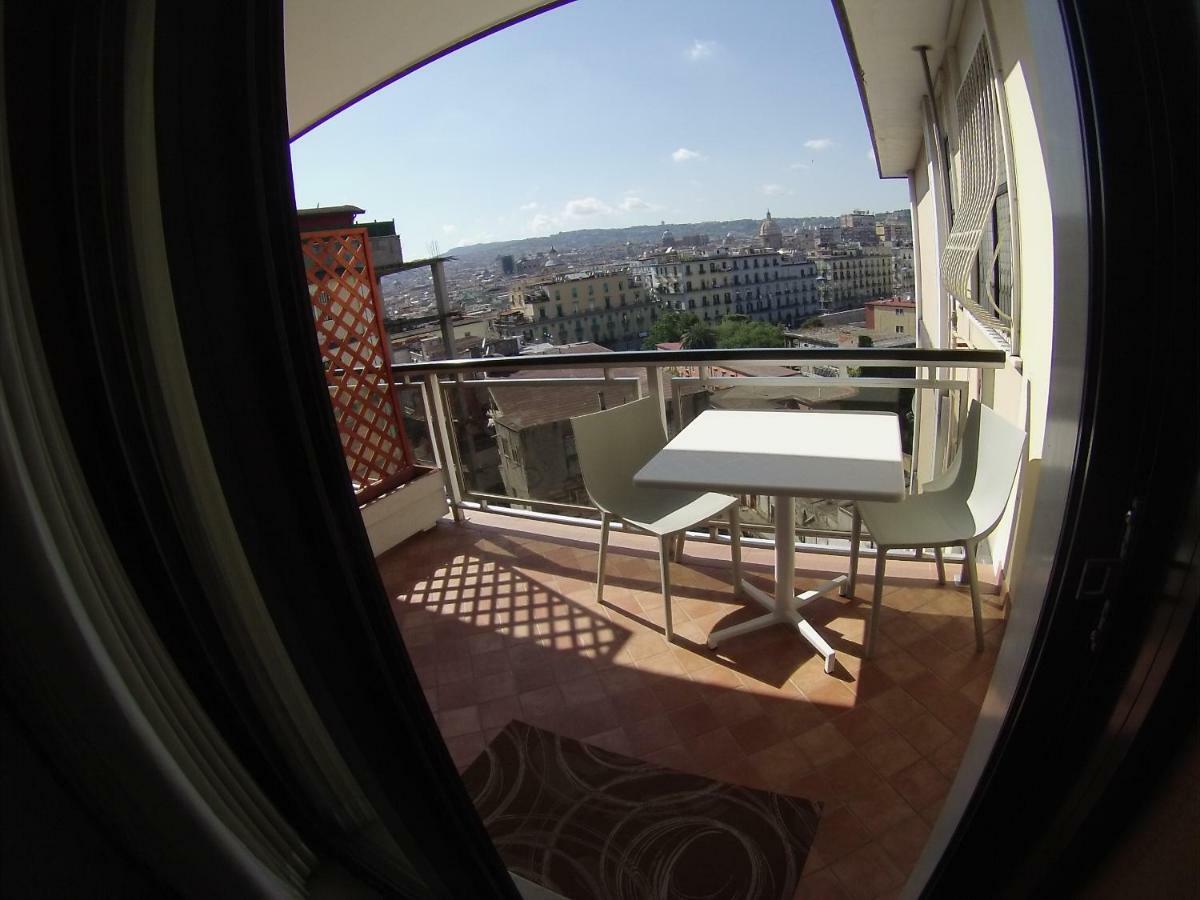 Sonevi Rooms Наполи Екстериор снимка